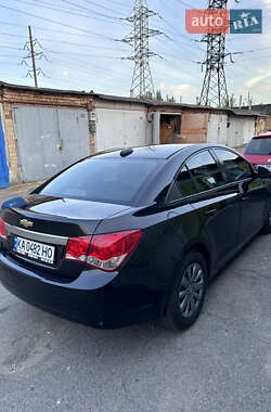 Седан Chevrolet Cruze 2015 в Києві