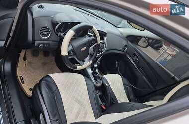 Хэтчбек Chevrolet Cruze 2012 в Киеве