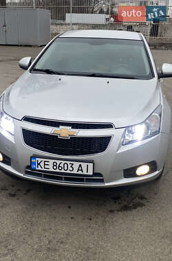 Седан Chevrolet Cruze 2011 в Днепре