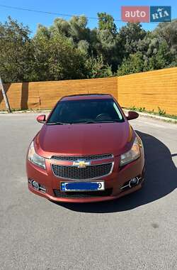 Седан Chevrolet Cruze 2011 в Чернігові