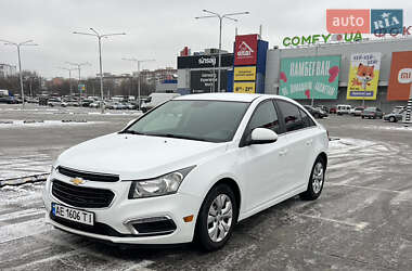 Седан Chevrolet Cruze 2015 в Днепре