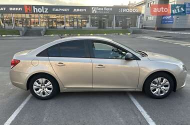 Седан Chevrolet Cruze 2012 в Киеве