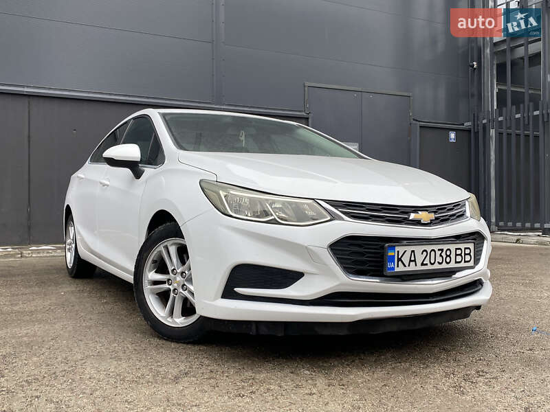 Седан Chevrolet Cruze 2016 в Киеве