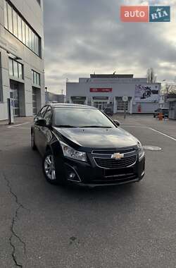 Седан Chevrolet Cruze 2014 в Києві