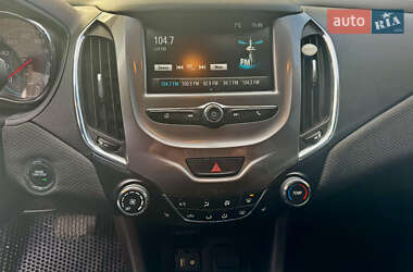 Седан Chevrolet Cruze 2017 в 