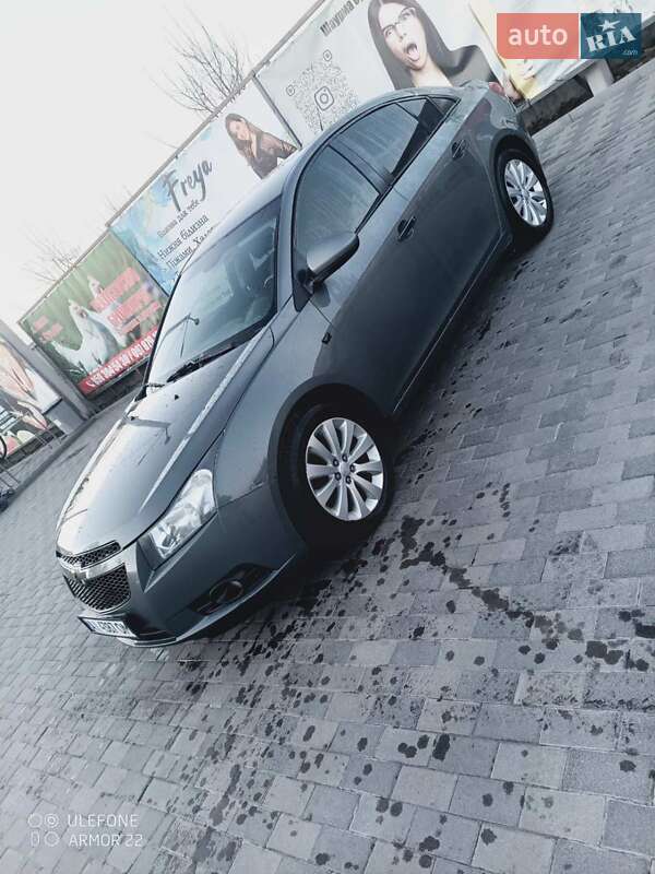 Chevrolet Cruze 2011
