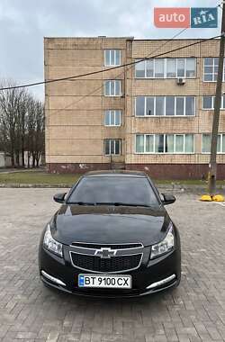 Хэтчбек Chevrolet Cruze 2011 в 