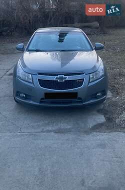 Седан Chevrolet Cruze 2009 в Києві