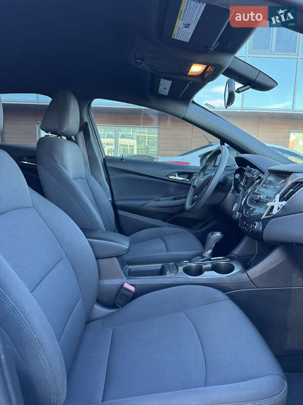 Хэтчбек Chevrolet Cruze 2017 в Софиевской Борщаговке