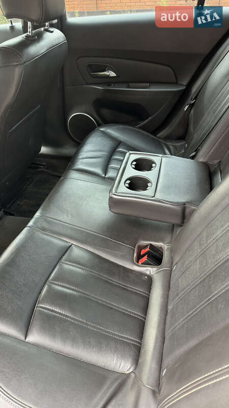 Седан Chevrolet Cruze 2013 в Кривому Розі