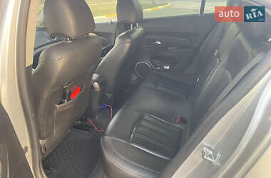 Седан Chevrolet Cruze 2011 в 
