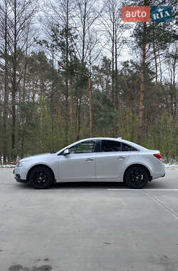 Седан Chevrolet Cruze 2010 в 