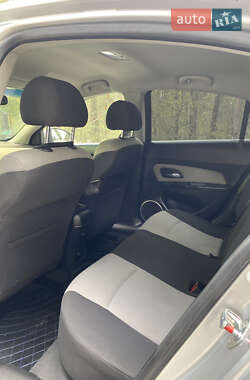 Седан Chevrolet Cruze 2010 в 