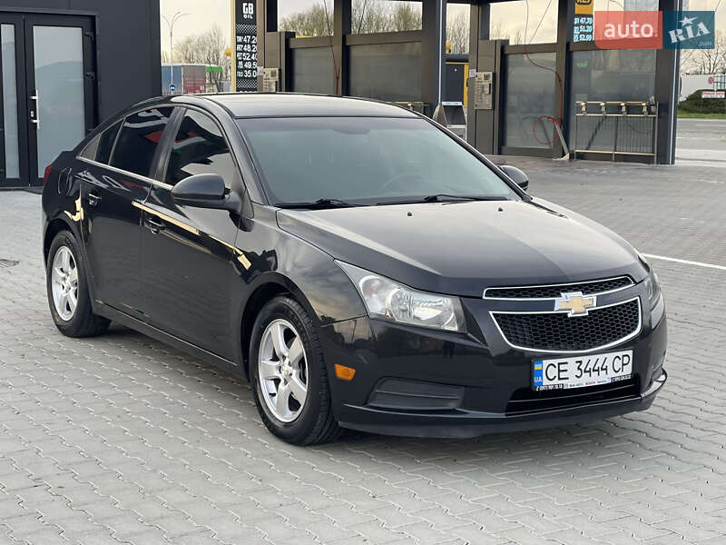 Седан Chevrolet Cruze 2014 в Черновцах