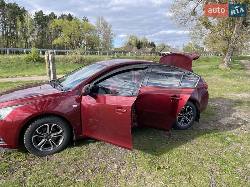 Седан Chevrolet Cruze 2012 в Житомирі