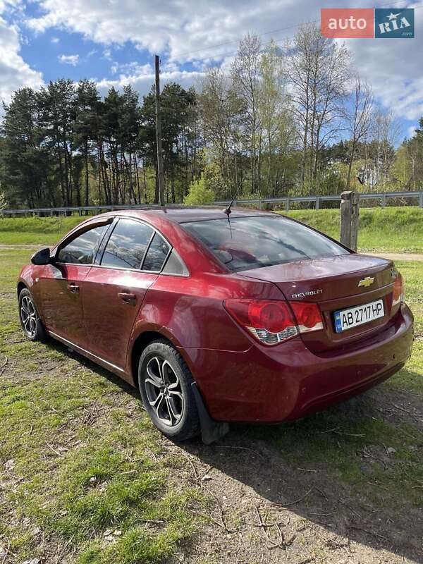 Седан Chevrolet Cruze 2012 в Житомирі