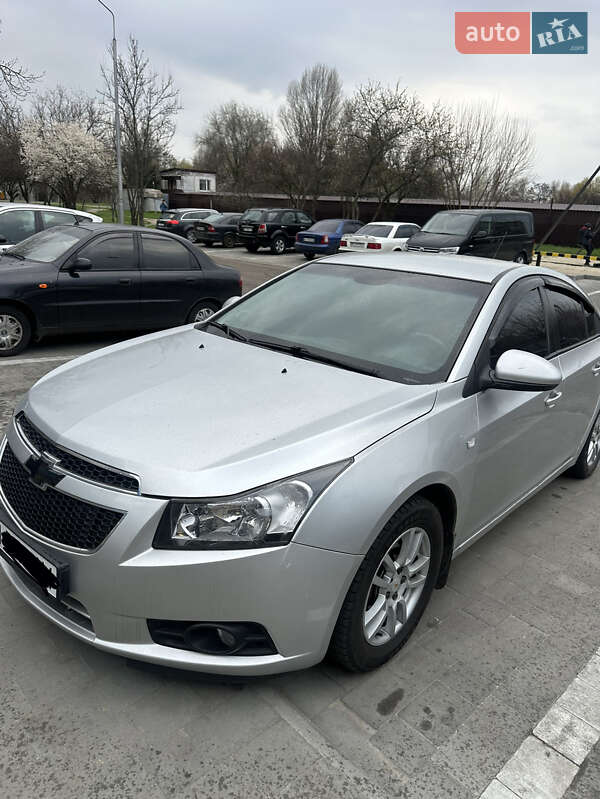 Chevrolet Cruze 2012