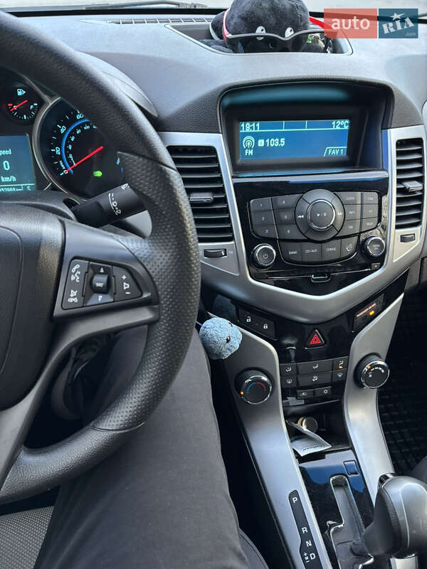 Седан Chevrolet Cruze 2012 в Дрогобичі