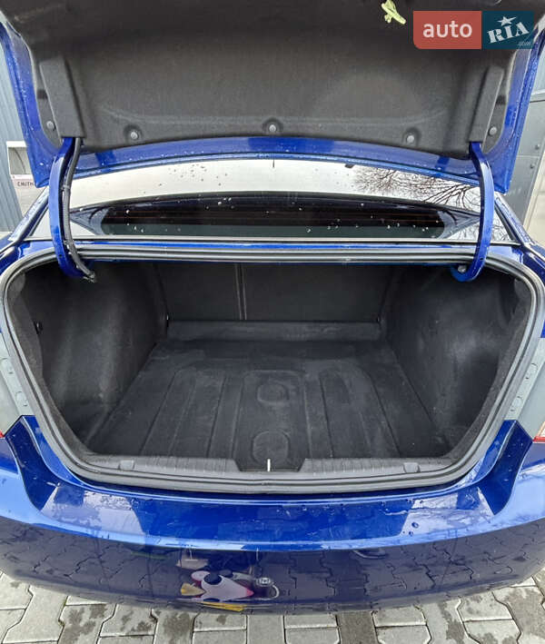 Седан Chevrolet Cruze 2012 в Дрогобичі