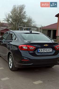 Хэтчбек Chevrolet Cruze 2016 в 