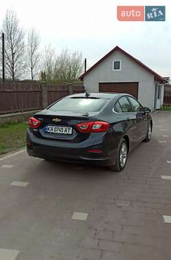 Хэтчбек Chevrolet Cruze 2016 в 