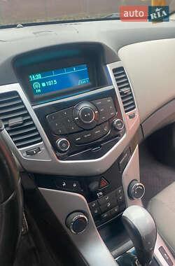 Седан Chevrolet Cruze 2011 в 