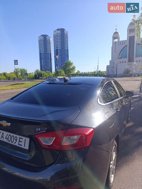 Седан Chevrolet Cruze 2016 в Киеве