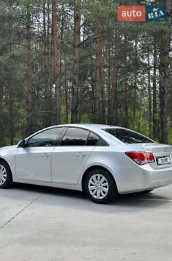 Седан Chevrolet Cruze 2012 в 