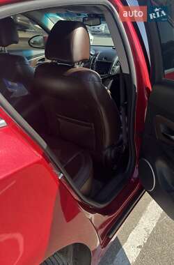 Хетчбек Chevrolet Cruze 2014 в 