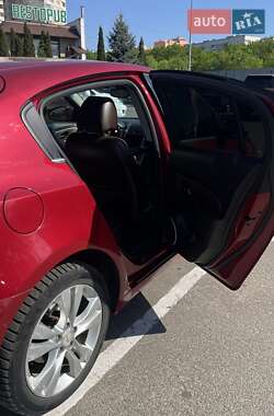 Хетчбек Chevrolet Cruze 2014 в 
