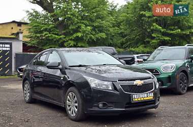 Седан Chevrolet Cruze 2012 в Львові