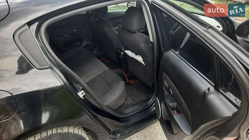 Хэтчбек Chevrolet Cruze 2011 в Кривом Роге