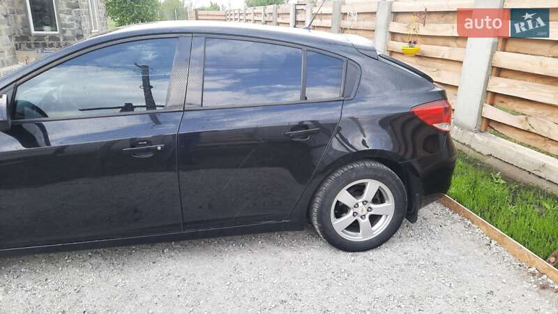 Хэтчбек Chevrolet Cruze 2011 в Кривом Роге