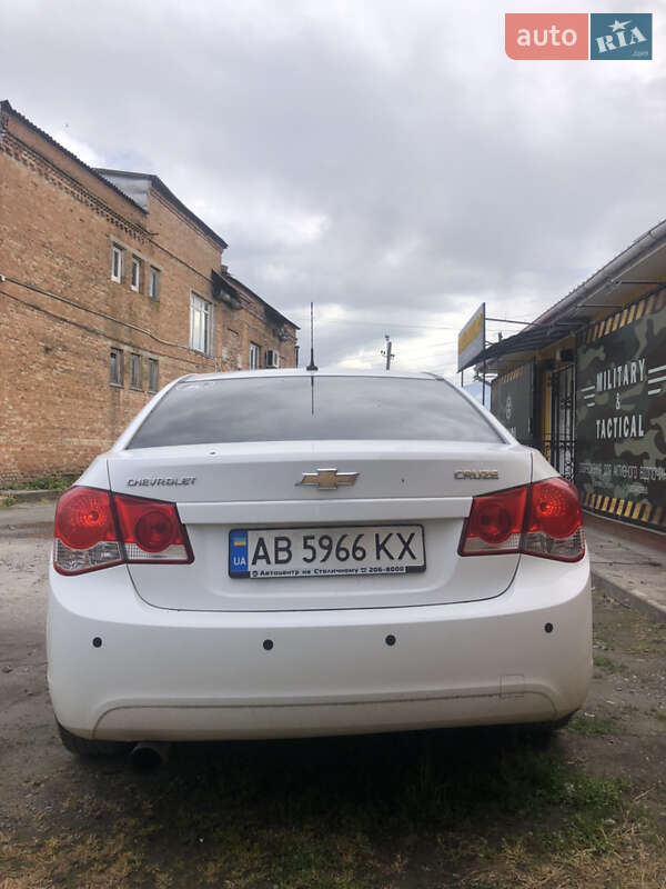 Седан Chevrolet Cruze 2011 в Баре