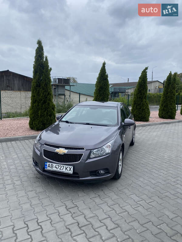 Хетчбек Chevrolet Cruze 2011 в Вінниці