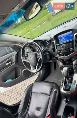 Хетчбек Chevrolet Cruze 2012 в 