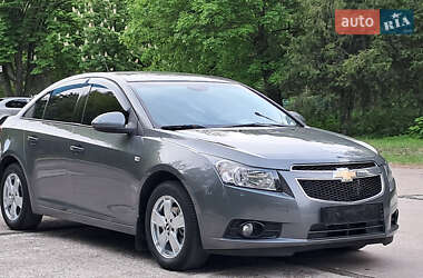 Седан Chevrolet Cruze 2010 в 