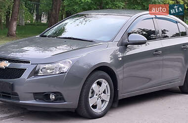 Седан Chevrolet Cruze 2010 в 