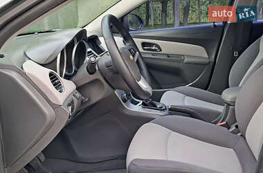Седан Chevrolet Cruze 2010 в 