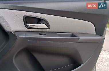 Седан Chevrolet Cruze 2010 в 