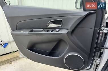 Седан Chevrolet Cruze 2011 в 