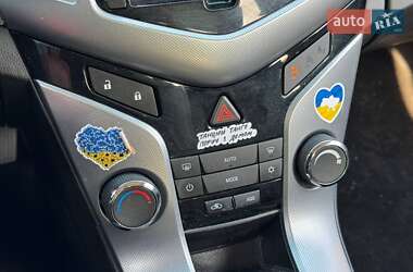 Седан Chevrolet Cruze 2011 в 