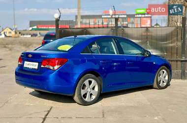 Седан Chevrolet Cruze 2011 в 
