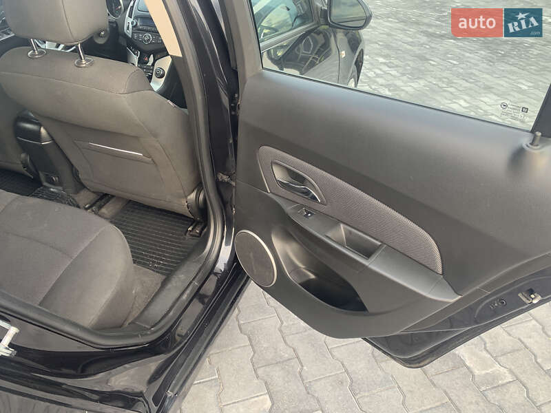 Универсал Chevrolet Cruze 2012 в Каменец-Подольском