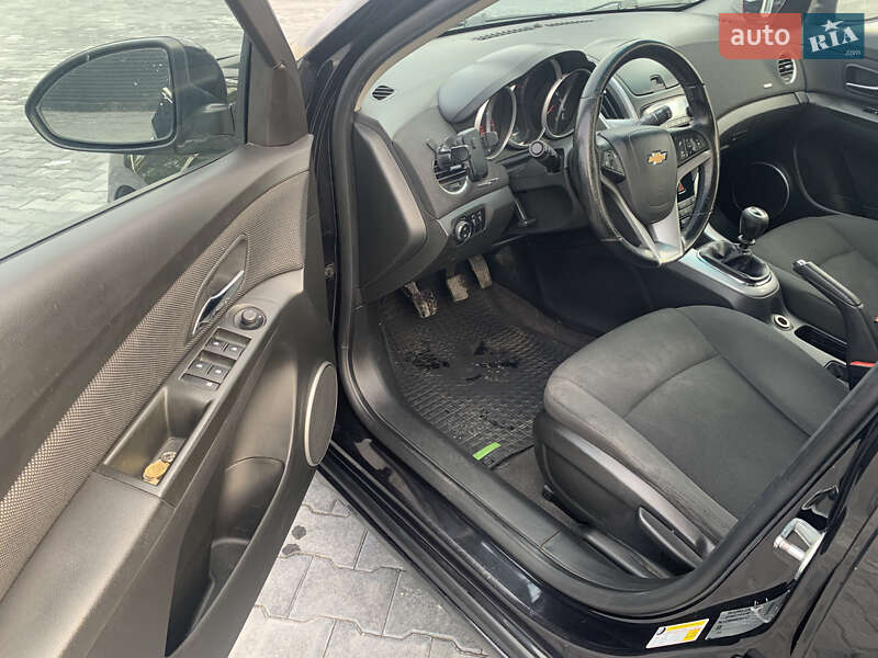 Универсал Chevrolet Cruze 2012 в Каменец-Подольском