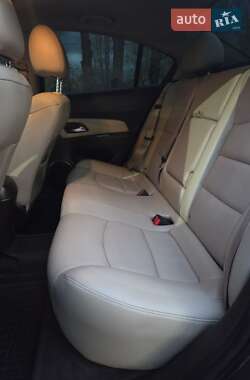 Седан Chevrolet Cruze 2013 в 