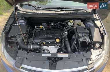 Седан Chevrolet Cruze 2013 в 