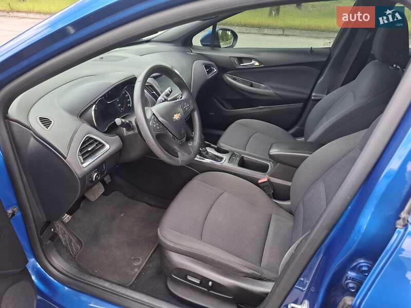 Хетчбек Chevrolet Cruze 2016 в Запоріжжі