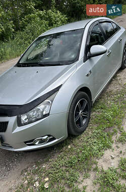Седан Chevrolet Cruze 2010 в 