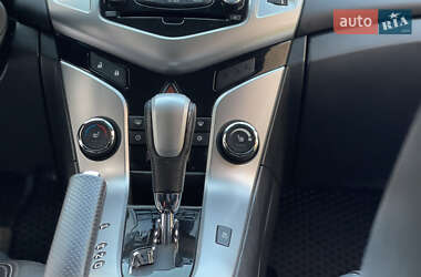 Седан Chevrolet Cruze 2011 в 